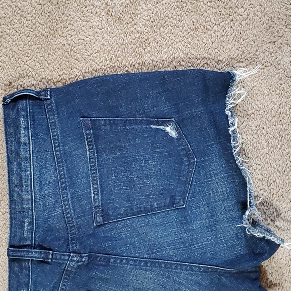 Womens Gap Slim Cut Offs size 32 - Picture 5 of 8
